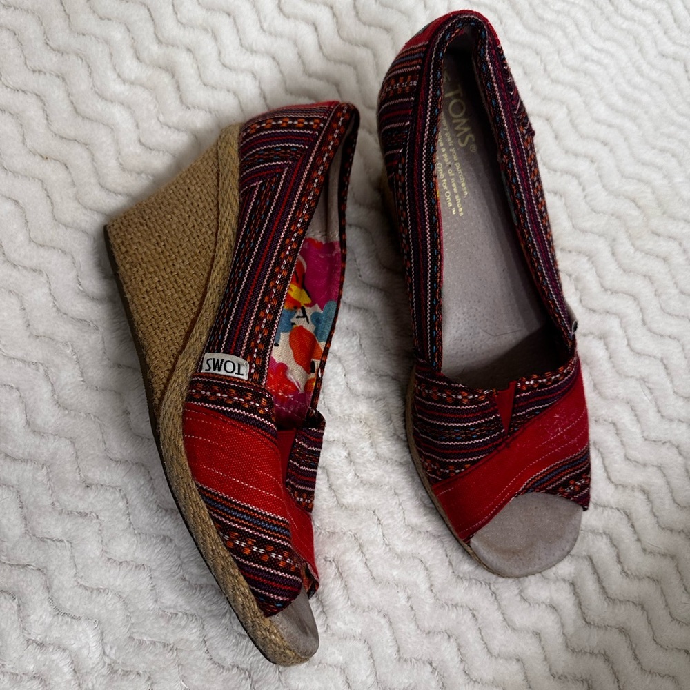 Toms Red and Brown Wedge Shoes with Peep-Toe Design